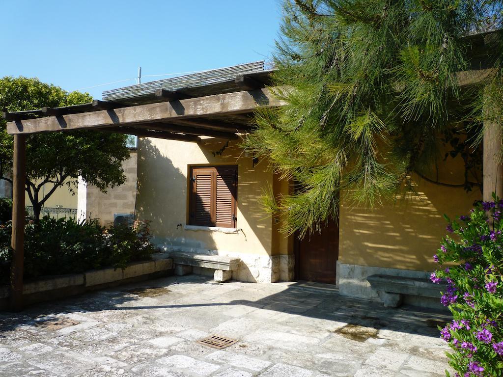 Villa Carcano Трани Номер фото